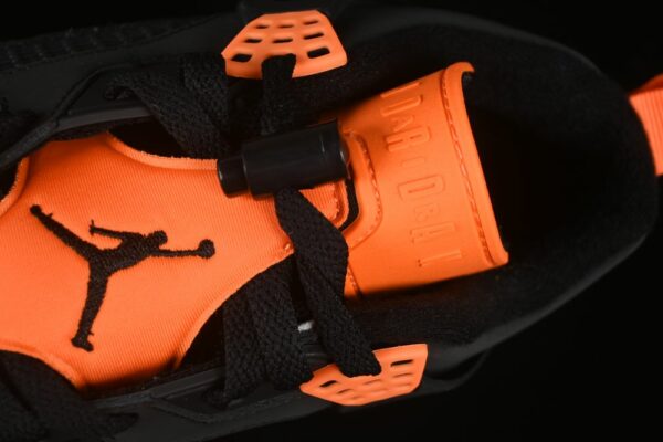 AJ Spizike Low Halloween FQ1759-008