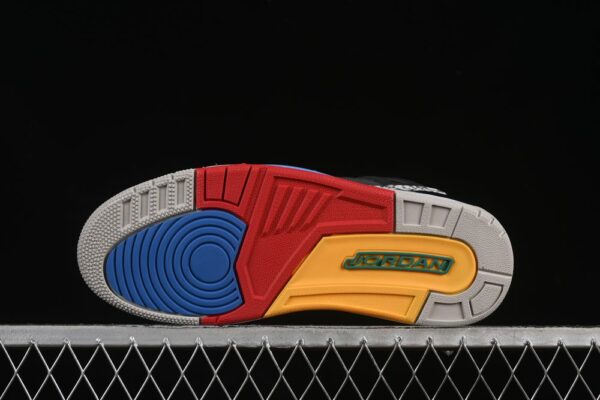 AJ Spizike Low SE Bordeaux IM7425-004