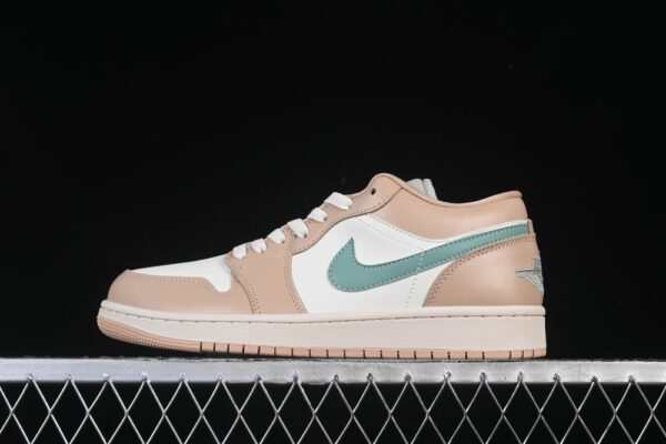 AJ 1 Low Hemp DC0774-130