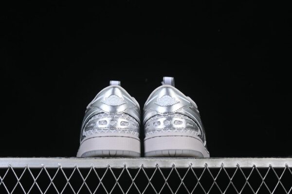 AJ 1 Low Method of Make V3 Metallic Silver HQ2186-002