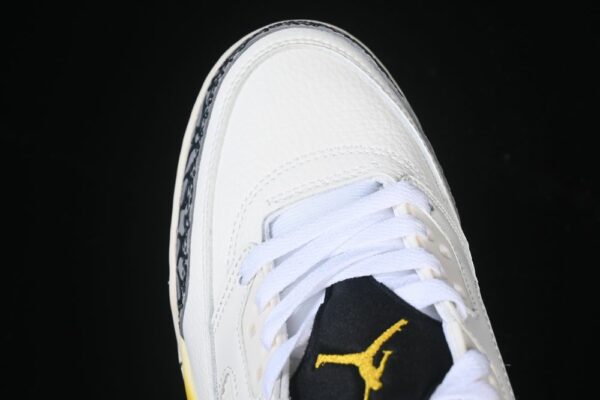 AJ Spizike Low Rare Air FQ1759-107