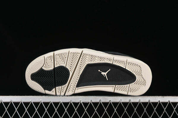 AJ 4 RM Black Light FQ7939-001