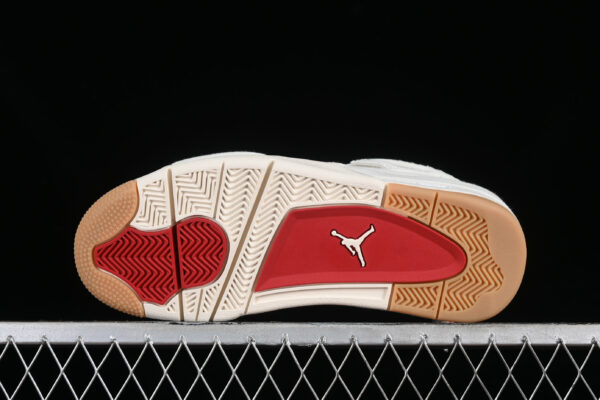 AJ 4 Retro White Denim AO2571-100