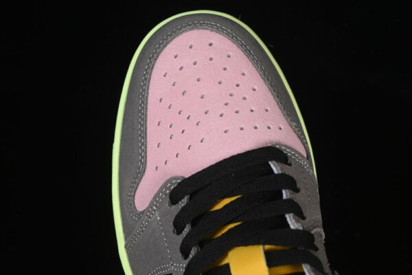 AJ 1 Low SE Tokyo Bio Hack HQ2010-005