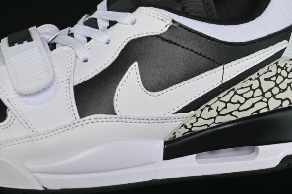 AJ Legacy 312 Low Reverse Panda CD7069-111