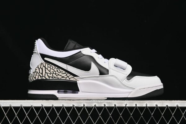 AJ Legacy 312 Low Reverse Panda CD7069-111