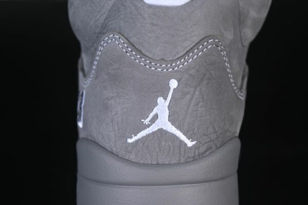 AJ 5 Retro ‘Wolf Grey’ 2026 DD0587-002