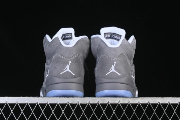 AJ 5 Retro ‘Wolf Grey’ 2026 DD0587-002
