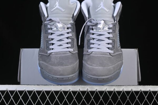 AJ 5 Retro ‘Wolf Grey’ 2026 DD0587-002