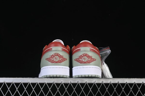 AJ 1 Low ‘Jade Horizon’ 553558-133