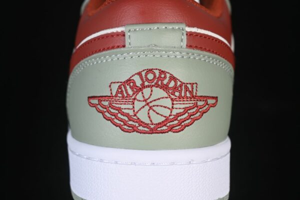 AJ 1 Low ‘Jade Horizon’ 553558-133