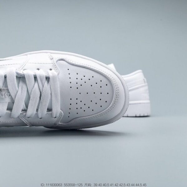 AJ 1 Retro Low ‘Pure Platinum’ 553558-170