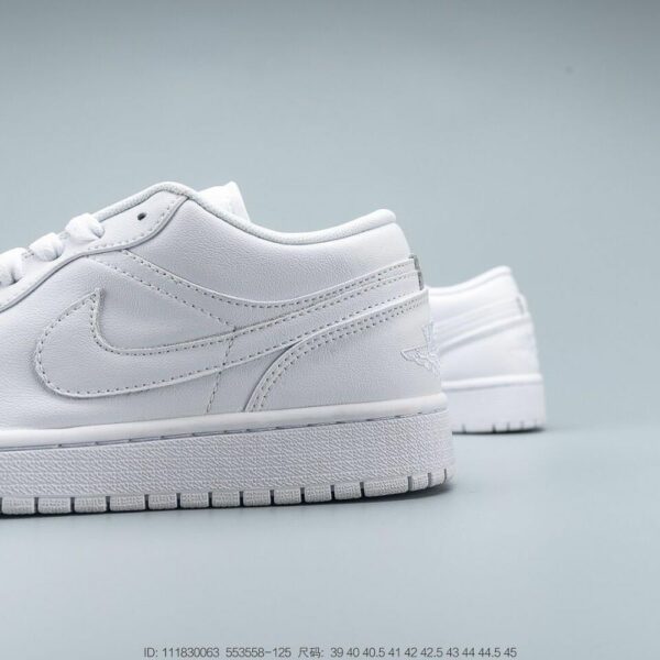 AJ 1 Retro Low ‘Pure Platinum’ 553558-170