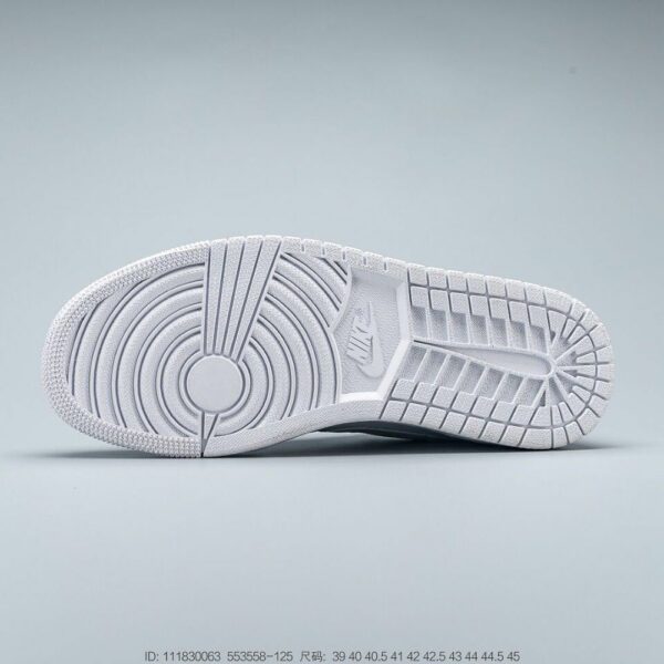 AJ 1 Retro Low ‘Pure Platinum’ 553558-170