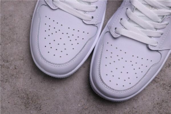 AJ 1 Low ‘White Obsidian’ 553558-114