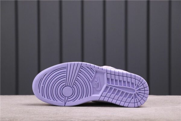 AJ 1 Low SE ‘Arctic Punch’ CK3022-600 AJ 1 Low SE ‘Arctic Punch’ CK3022-600