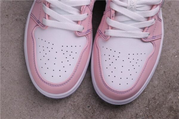 AJ 1 Low SE ‘Arctic Punch’ CK3022-600 AJ 1 Low SE ‘Arctic Punch’ CK3022-600