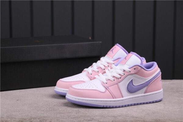 AJ 1 Low SE ‘Arctic Punch’ CK3022-600 AJ 1 Low SE ‘Arctic Punch’ CK3022-600