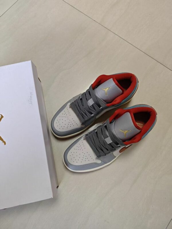 AJ 1 Low ‘Phantom’ FZ5045-091