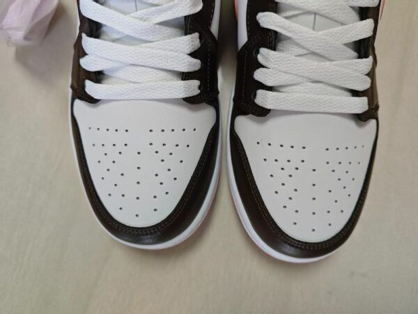 AJ 1 Low ‘Brown Powder Pink’ DC0774-182