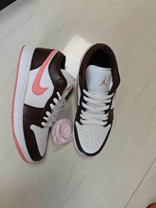 AJ 1 Low ‘Brown Powder Pink’ DC0774-182