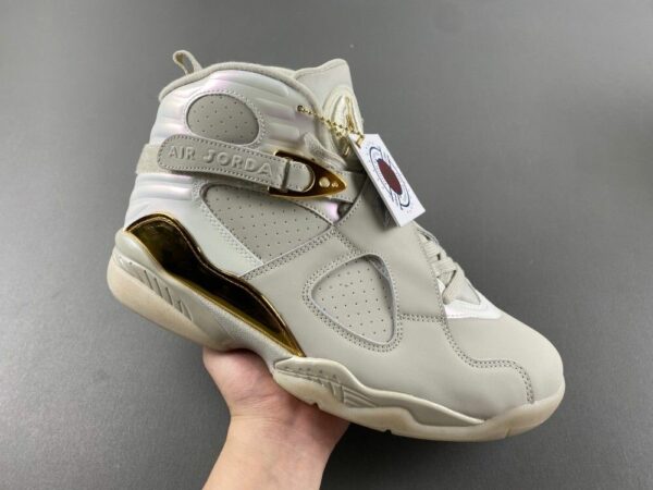 AJ 8 Retro ‘Champagne’ 832821-030 AJ 8 Retro ‘Champagne’ 832821-030