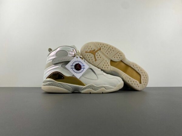 AJ 8 Retro ‘Champagne’ 832821-030 AJ 8 Retro ‘Champagne’ 832821-030