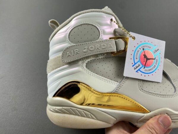 AJ 8 Retro ‘Champagne’ 832821-030 AJ 8 Retro ‘Champagne’ 832821-030