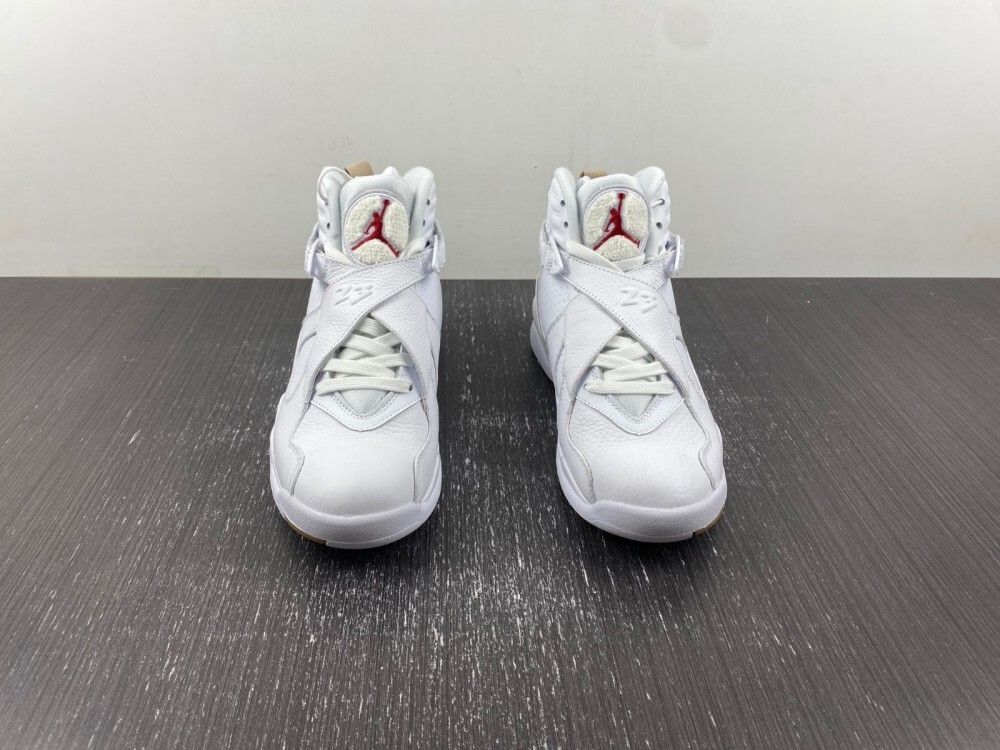 AJ 8 Retro x OVO ‘White’ AA1239-135 AJ 8 Retro x OVO ‘White’ AA1239-135