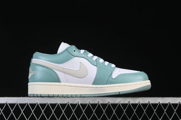 AJ 1 Low ‘White Cannon’ DC0774-138