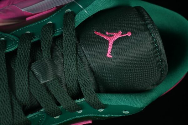 AJ 1 Low ‘Watermelon’ DC0774-300 AJ 1 Low ‘Watermelon’ DC0774-300
