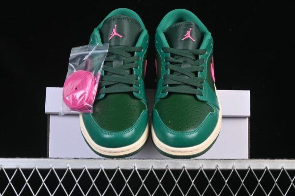 AJ 1 Low ‘Watermelon’ DC0774-300 AJ 1 Low ‘Watermelon’ DC0774-300