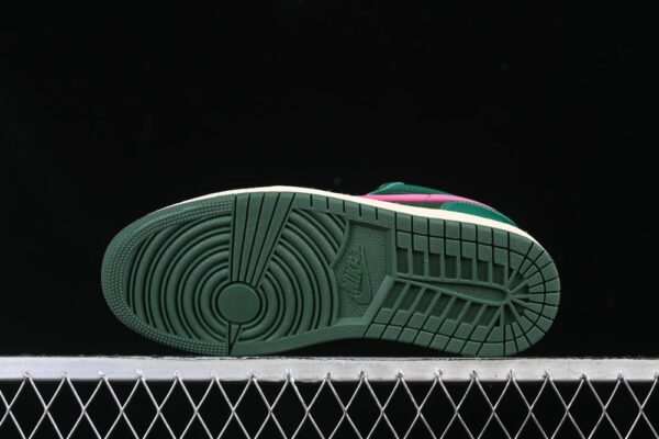 AJ 1 Low ‘Watermelon’ DC0774-300 AJ 1 Low ‘Watermelon’ DC0774-300