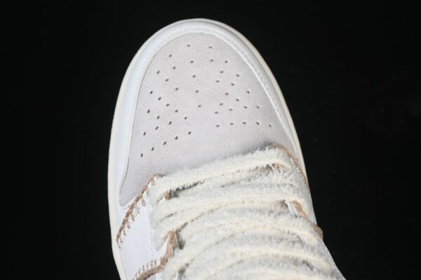 AJ 1 Low SE ‘Hemp’ HV4268-120 AJ 1 Low SE ‘Hemp’ HV4268-120