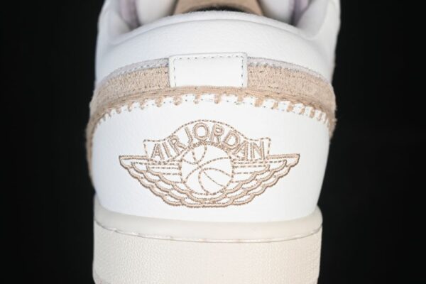 AJ 1 Low SE ‘Hemp’ HV4268-120 AJ 1 Low SE ‘Hemp’ HV4268-120
