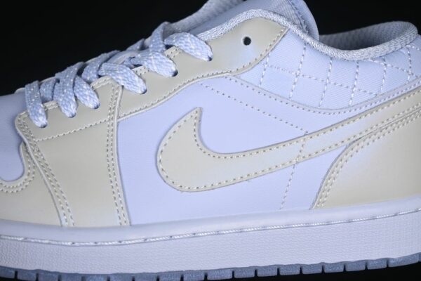 AJ 1 Low SE ‘Pearlized’ IM5129-010