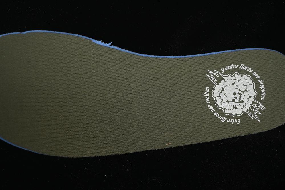 AJ 1 Low SE ‘Somos Eternos’ IM8120-464 AJ 1 Low SE ‘Somos Eternos’ IM8120-464