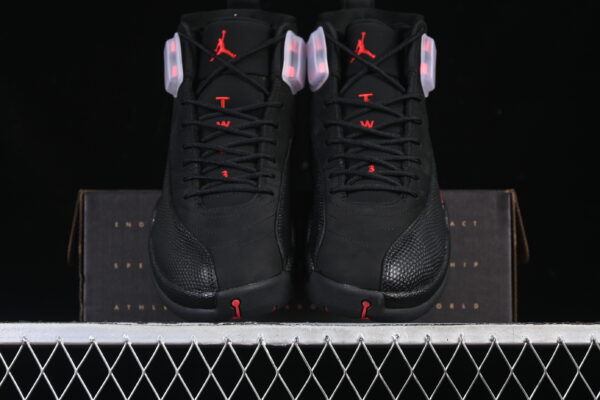AJ 12 Retro Bloodline CT8013-001