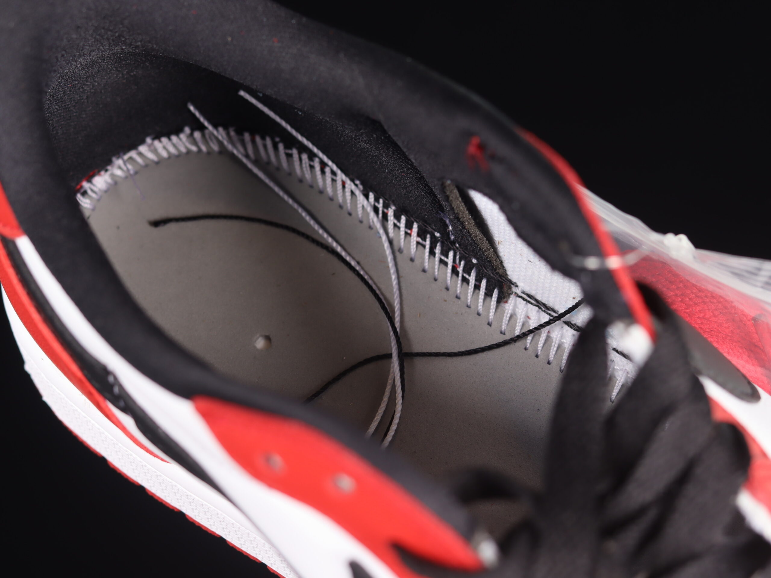 AJ 1 Low OG Chicago 705329-600 AJ 1 Low OG Chicago 705329-600