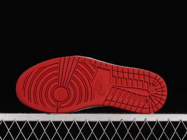 AJ 1 Low OG Chicago 705329-600