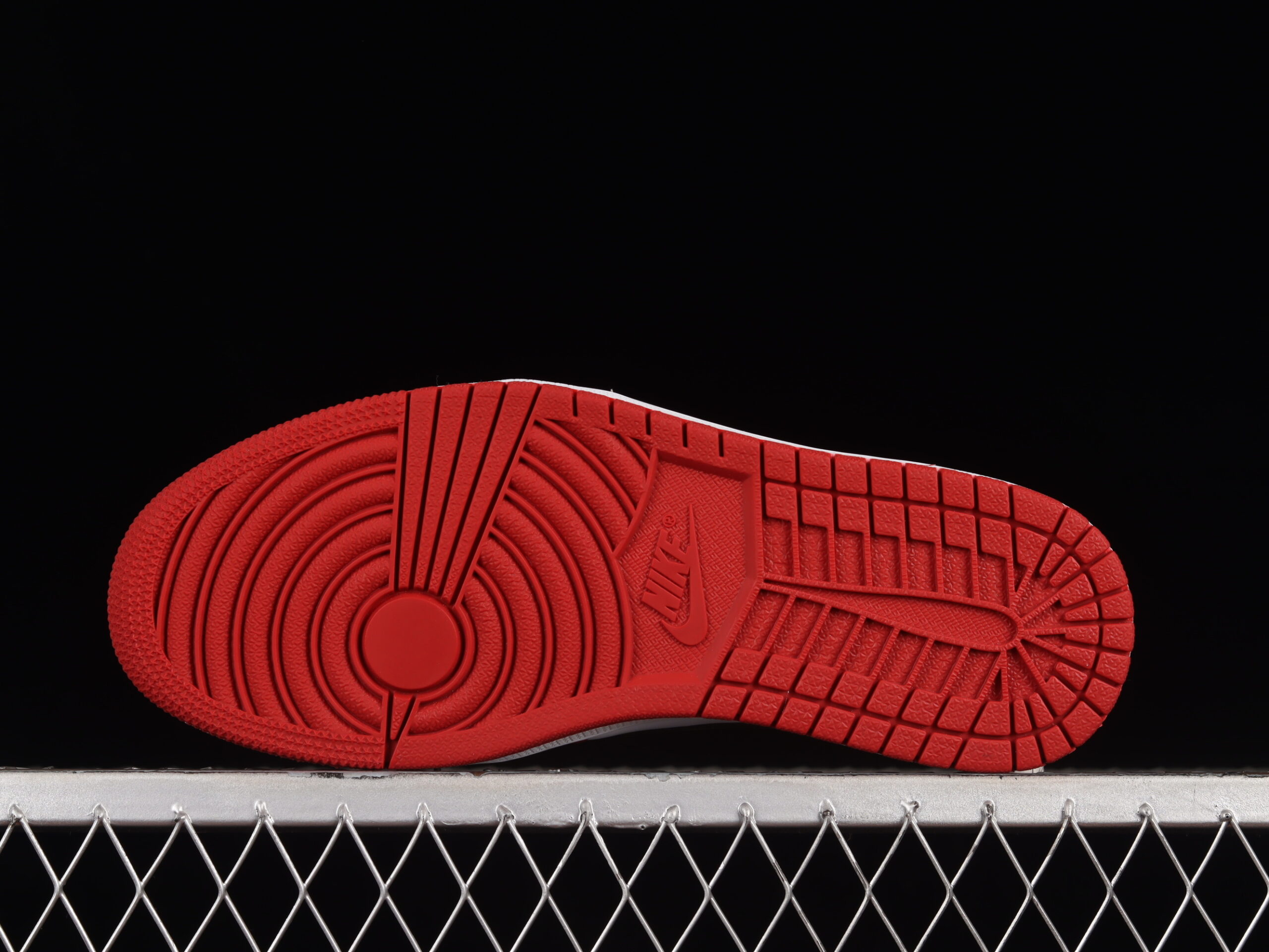 AJ 1 Low OG Chicago 705329-600 AJ 1 Low OG Chicago 705329-600