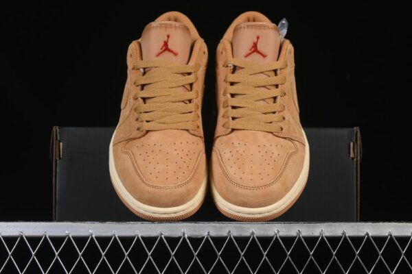 AJ 1 Low SE ‘Flax’ HV4089-200