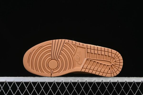 AJ 1 Low SE ‘Flax’ HV4089-200