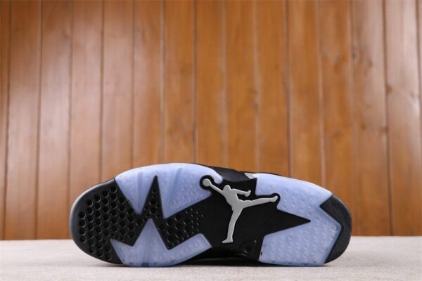AJ 6 Retro ‘Chrome’ DX2836-001