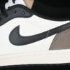 AJ 1 Low OG ‘Mocha’ CZ0790-102