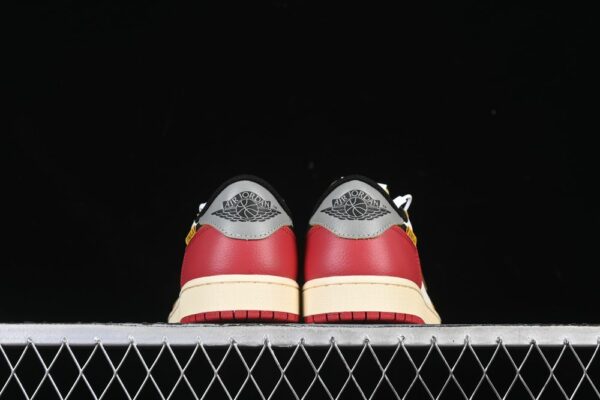 AJ 1 Low OG Union LA ‘Chicago Shadow’ HQ6998-600 AJ 1 Low OG Union LA ‘Chicago Shadow’ HQ6998-600
