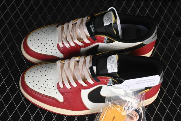 AJ 1 Low OG Union LA ‘Chicago Shadow’ HQ6998-600 AJ 1 Low OG Union LA ‘Chicago Shadow’ HQ6998-600