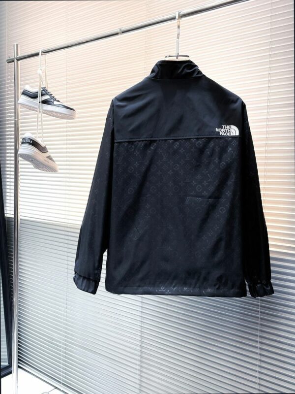 TNF x LV Monogram 384887