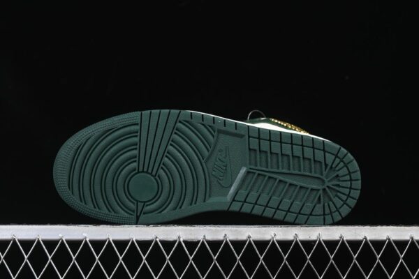 AJ 1 Retro High OG ‘Fir Pro Green’ FD2596-101 AJ 1 Retro High OG ‘Fir Pro Green’ FD2596-101
