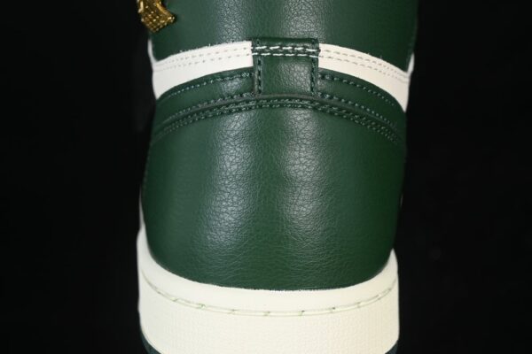 AJ 1 Retro High OG ‘Fir Pro Green’ FD2596-101 AJ 1 Retro High OG ‘Fir Pro Green’ FD2596-101